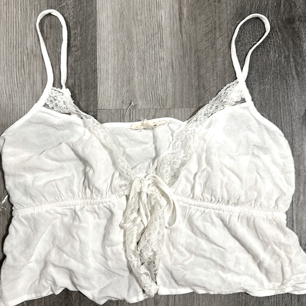 Pacsun lacy white top